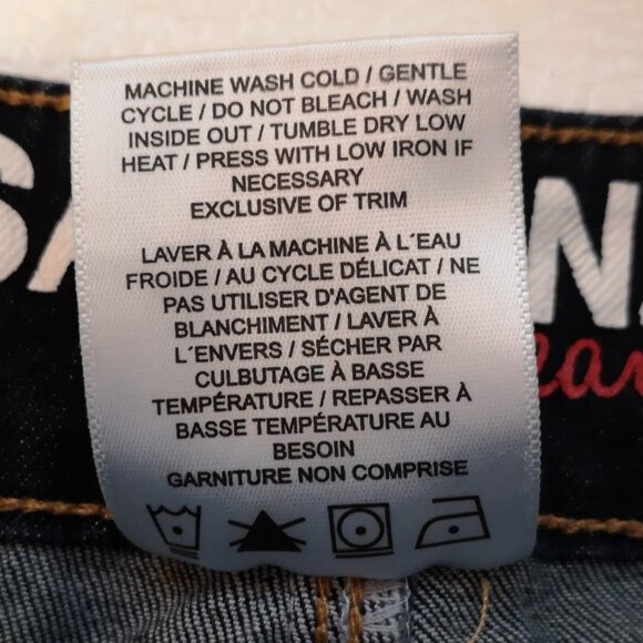 Santana Straight Fit Ladies Medium Wash Jean Capris - Picture 5 of 10